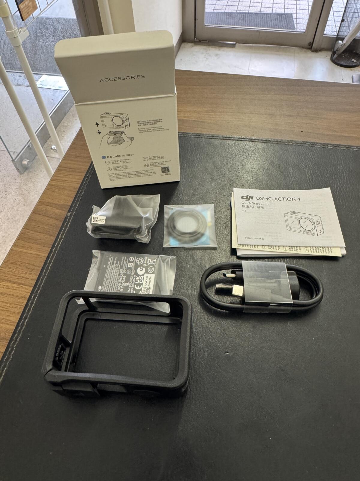 DJI Osmo Action 4の付属品