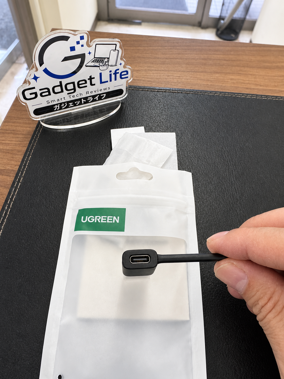 UGREEN変換アダプターのUSB-Cメス端子
