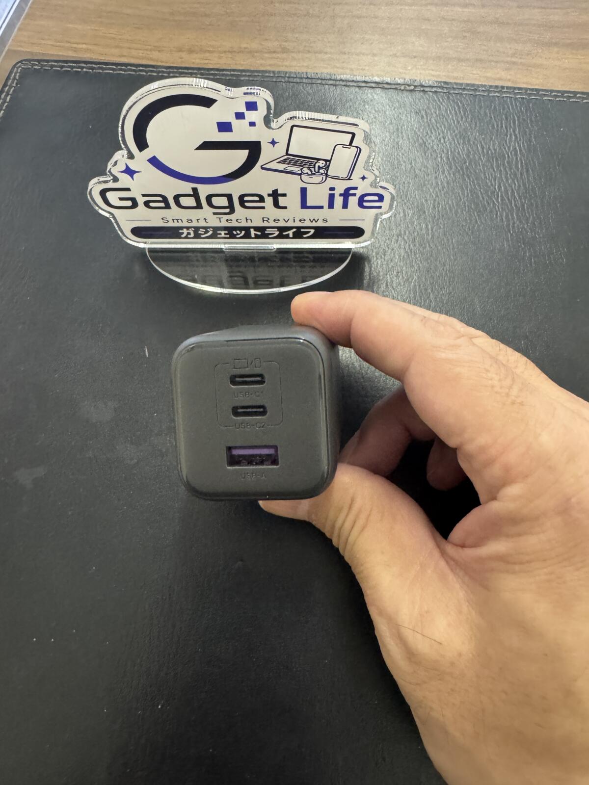 UGREEN X527 45W充電器のUSB-C2ポートとUSB-Aポート