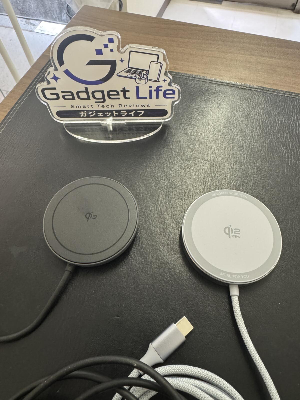 UGREEN Qi2 15WモデルとMagFlow Qi2 25Wモデルの外観比較